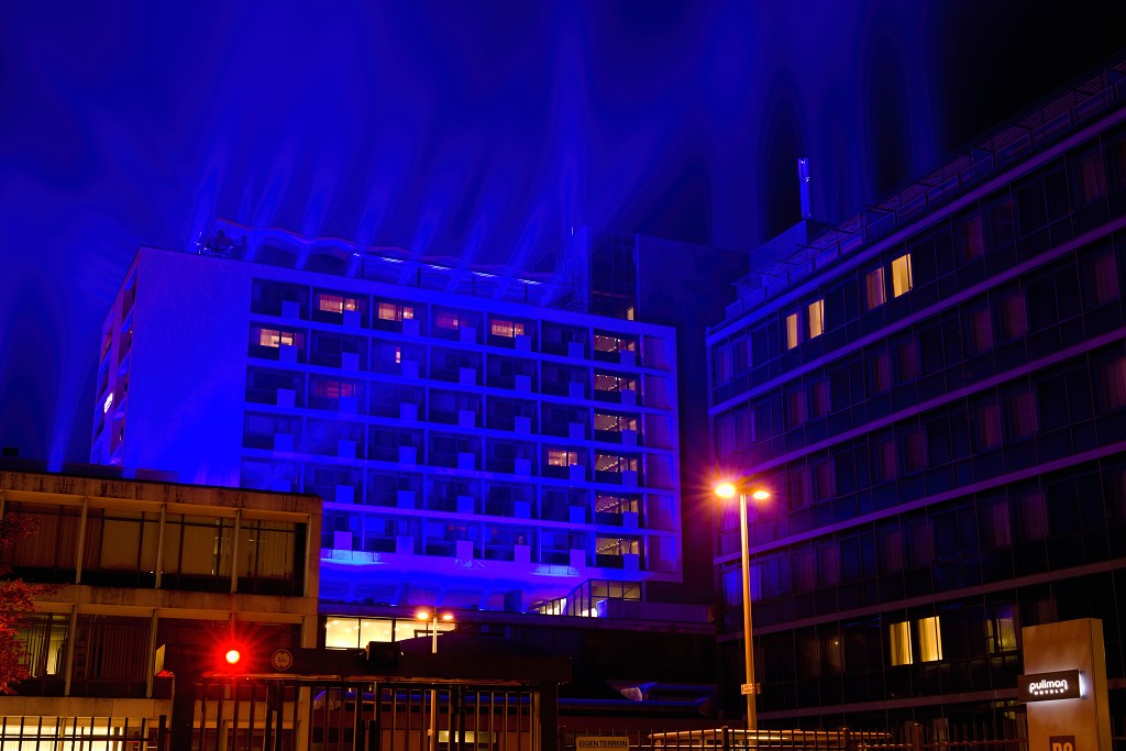 eindhoven kunst art china light licht festival lichtshow show festiviteit glow evenement event chinees chinese verlichting draak dragon lichtfestival